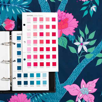 Цветовой справочник Pantone Cotton Planner (серия FASHION, HOME + INTERIORS) - на ткани FHIC300A |